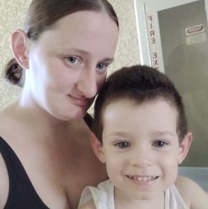 Meet your Posher, Evelyn